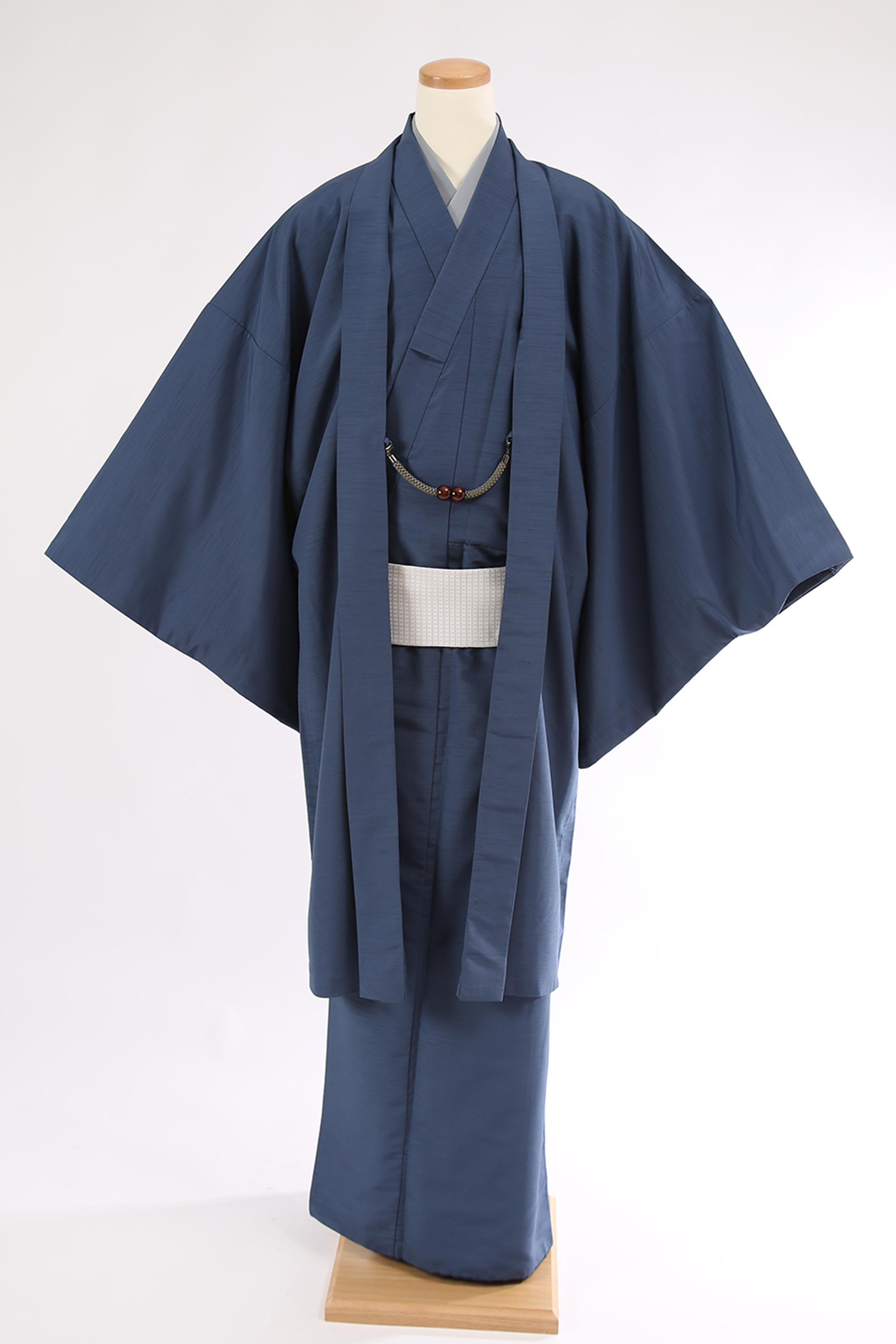 着物さと　【 博水 】今年の 干支 猪 男物 紬 アンサンブル 正絹 袷 長着 羽織 羽織紐 長襦袢 角帯 5点 セット イノシシ 紺 美品 オススメ アンサンブル メンズ（着物セット｜和服）：メンズ
